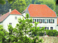 Jagdschloss Karlsbrunn Bild2