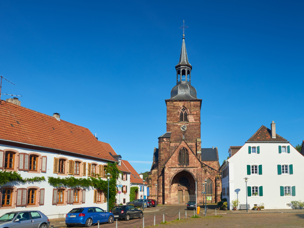 Stiftskirche St. Arnual Stiftskirche St. Arnual