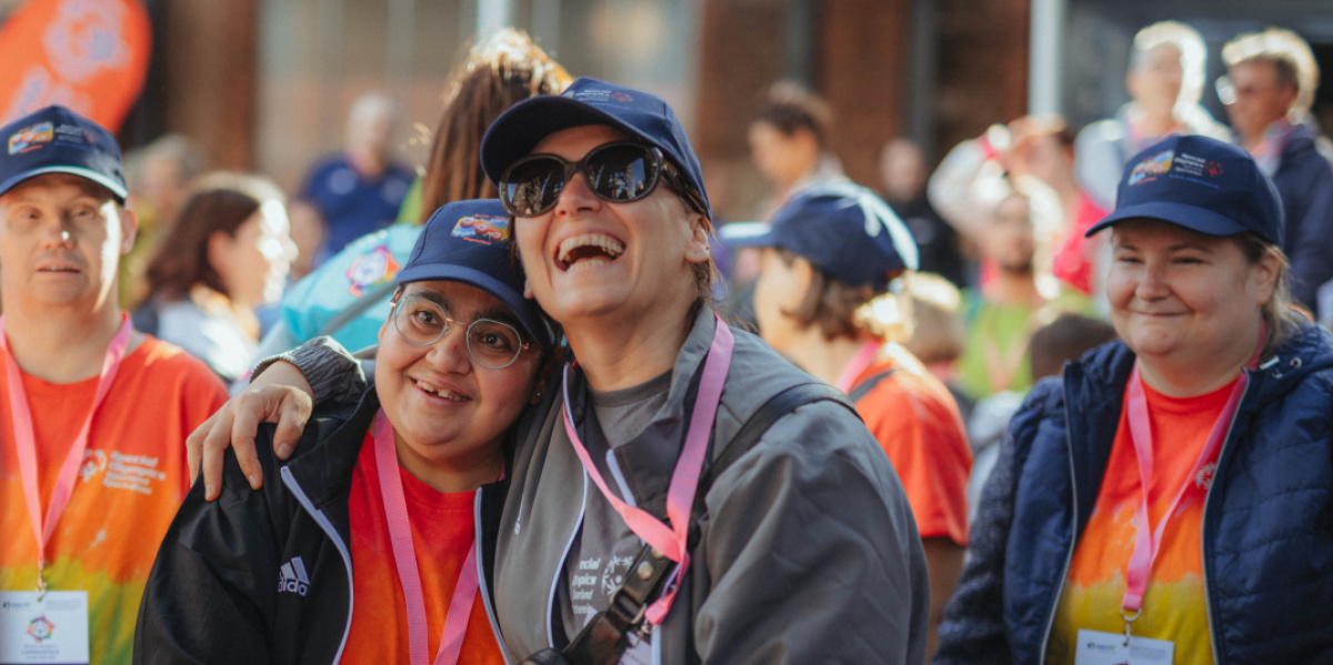 SOSL 2024 © Niclas Breves Zwei Sportlerinnen bei den Special Olympics